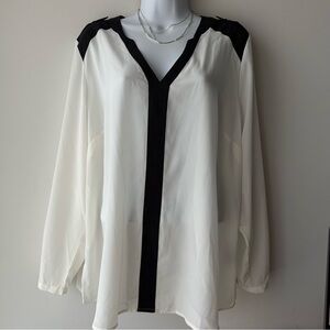 VINCE CAMUTO NWT Black White Contrast V-Neck Long Sleeve Blouse Top Plus Size 1X